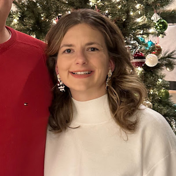 Meet your Posher, Emma - Picture 1 of 1